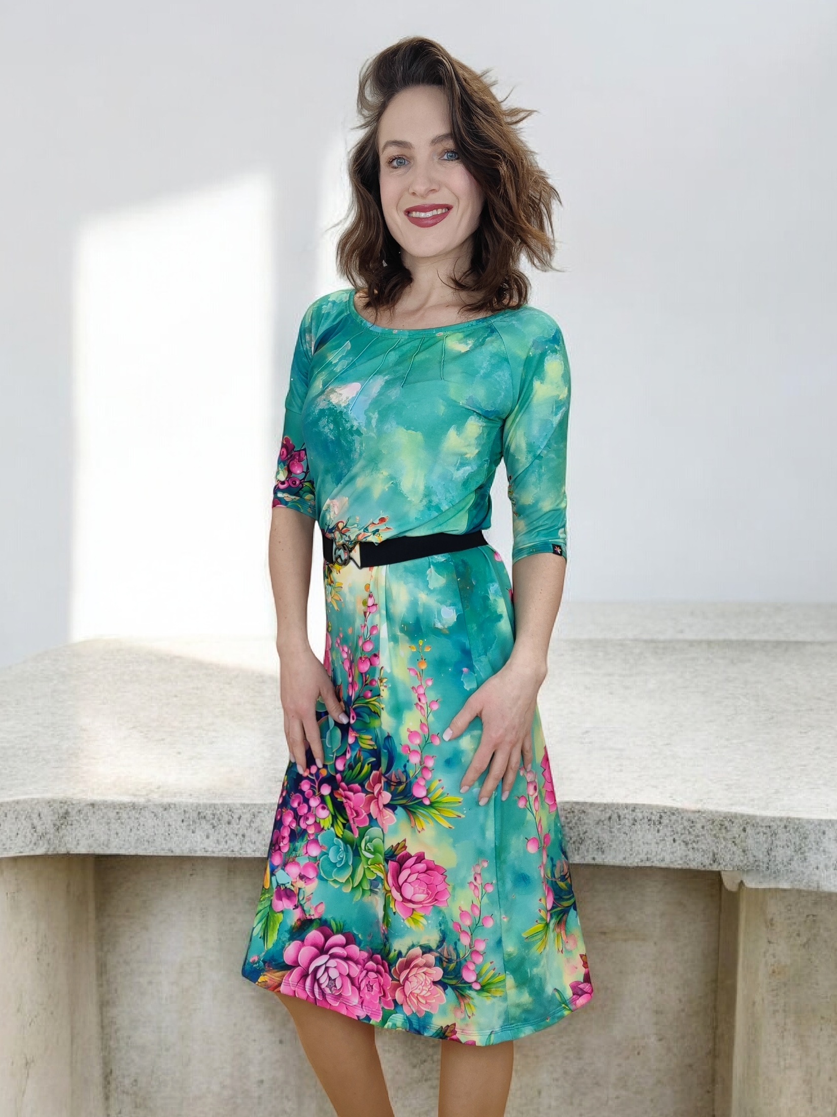 lehké šaty polyester vzdušný materiál